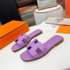 Hermes Slippers